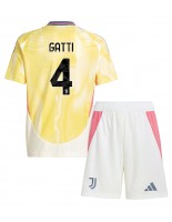 Juventus Federico Gatti #4 Venkovní dres pro děti 2024-25 Krátký Rukáv (+ trenýrky)